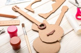 Fabrication d'instruments de musique recyclage avec Ana Glisic #Beaumont-de-Lomagne