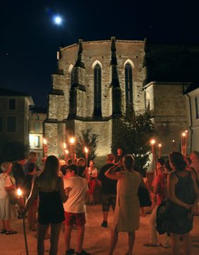 4.FLAMBEAUX